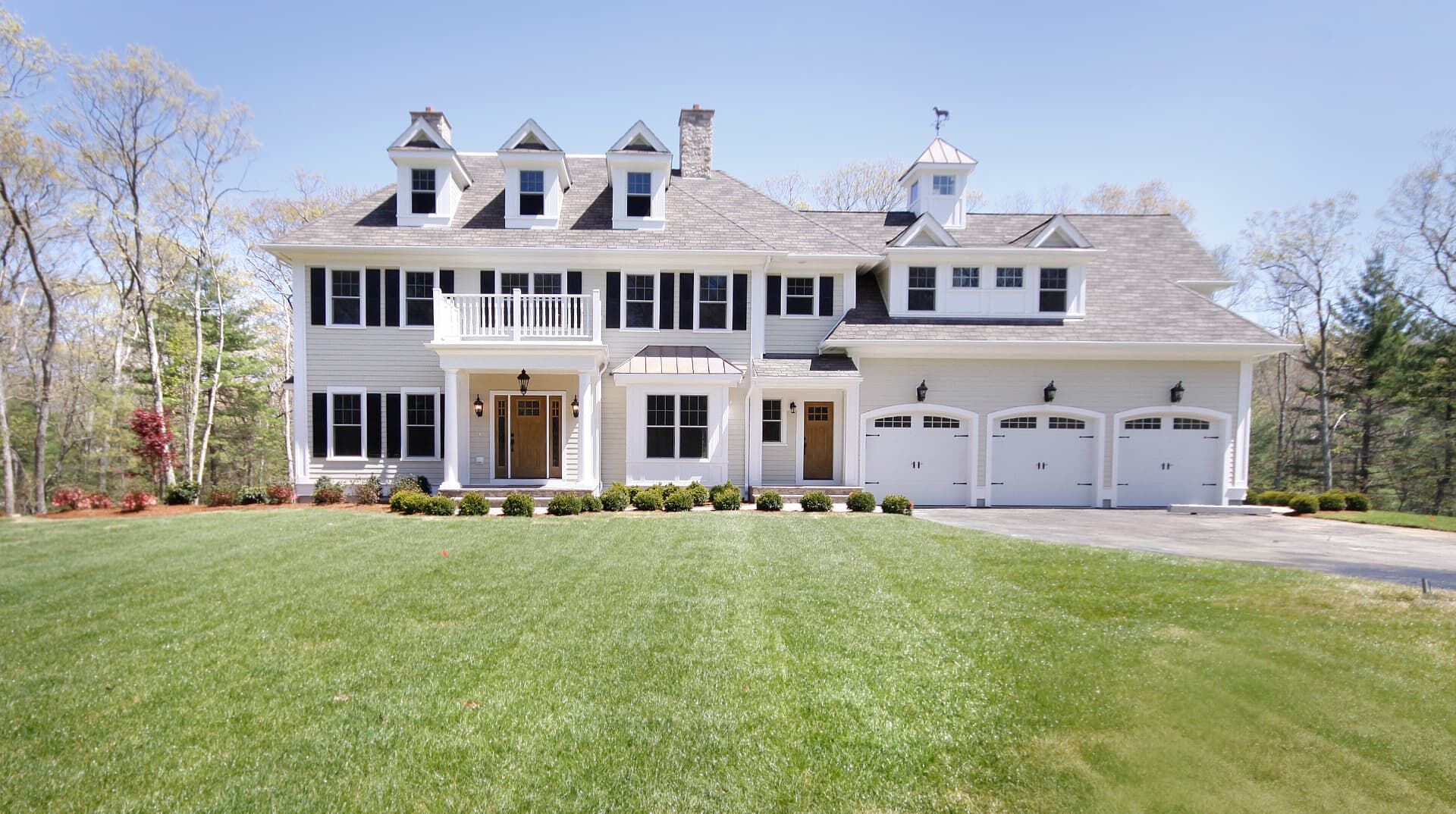Custom home in Dedham, MA built by Supreme Companies
