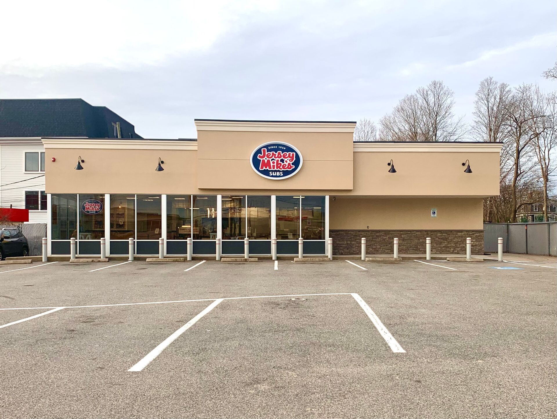 Jersey Mike's, Dedham, MA - commercial property by Supreme Companies